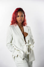 Load image into Gallery viewer, Costume Blanc