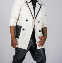 Load image into Gallery viewer, Pleasure Pierre Coat