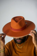 Load image into Gallery viewer, French Caramel Fedora/ Protective bag included
